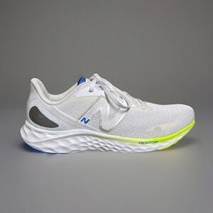 New Balance Fresh Foam Arishi V4 Women's White Sneakers Size 10B